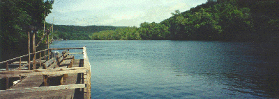 Lake Taneycomo P.gif (42550 bytes)